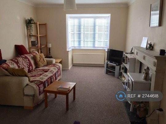 4 bedroom detached house to rent - Photo 1