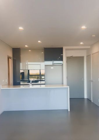 2 Studio Dr, Sydney - Photo 3