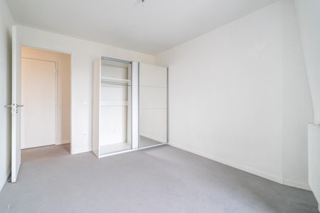 location Appartement T4 DE 128.14m² À ROMAINVILLE - Photo 3