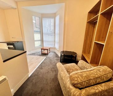 Studio to rent - Photo 3