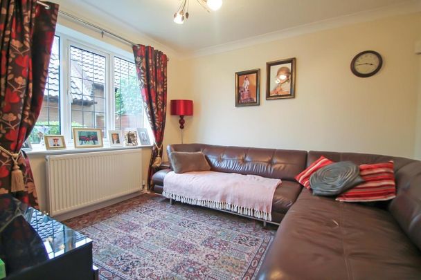 4 bedroom house to rent - Photo 1