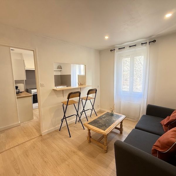 Location Appartement 1 pièce 27m² - Photo 1