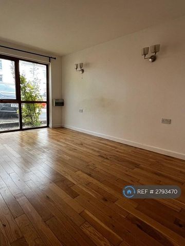 2 bedroom maisonette to rent - Photo 3