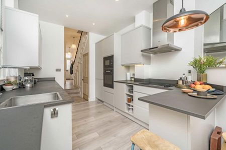 3 bedroom house to rent - Photo 2