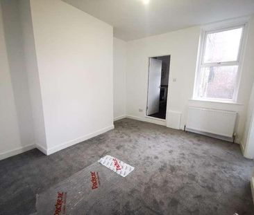 Bensham Crescent, Gateshead, NE8 - Photo 2