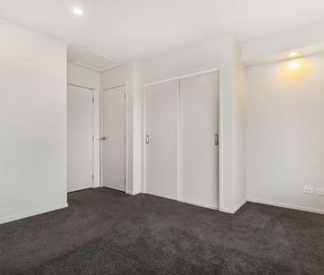 Three Bedroom in Mangere! - Photo 1