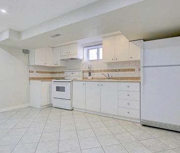 For Lease - 21 Alice Crescent, Toronto, Ontario - Photo 4