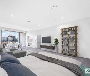 1304/1A Lawson Square - Photo 5