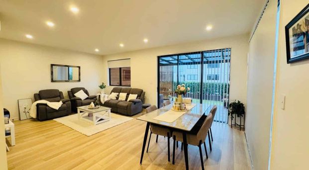 Modern four-bedroom standalone two-story home in Westgate - Photo 1