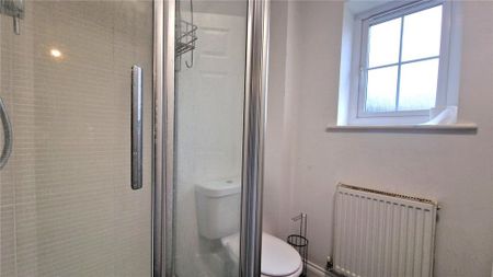 2 bedroom semi-detached house to rent - Photo 5