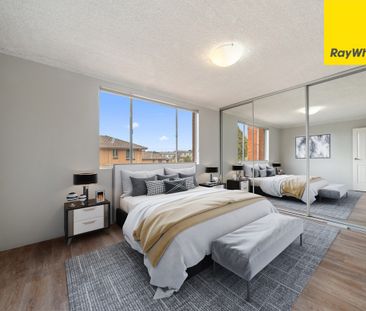 Fresh Interior | Convenient Location - Photo 6