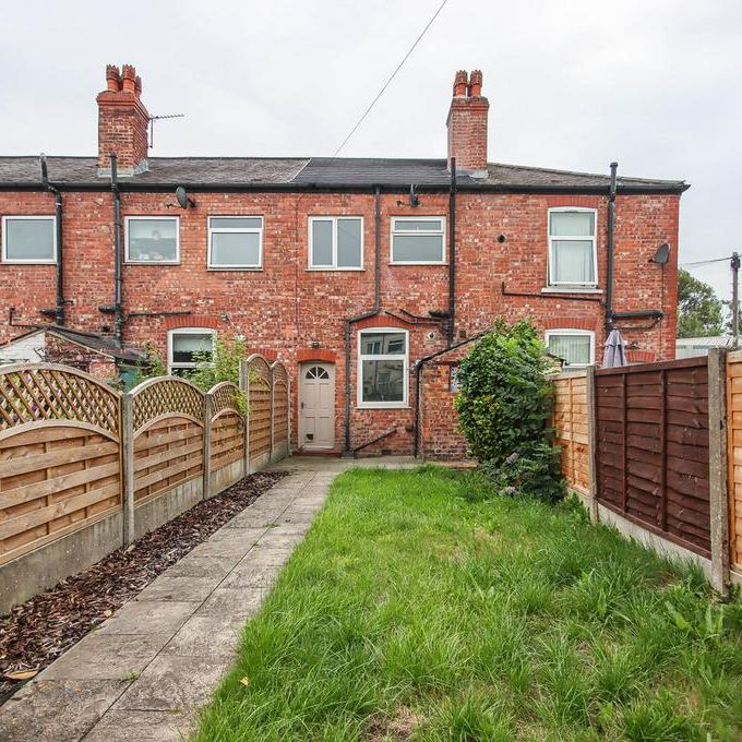 2 bedroom terraced house to rent - Photo 1