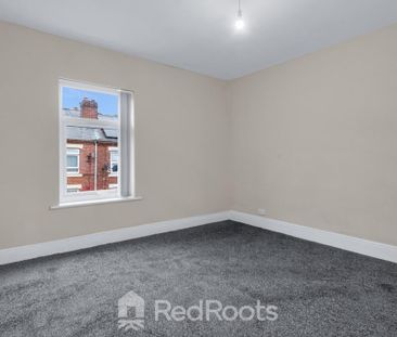 2 bedroom end of terrace house to rent - Photo 1