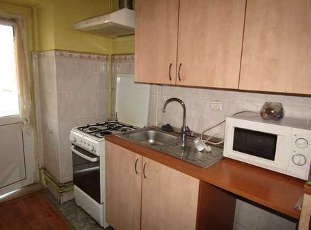 Apartament 2 camere, decomandate, 54 mp, parcare, zona strazii Aurel Vlaicu - Photo 3