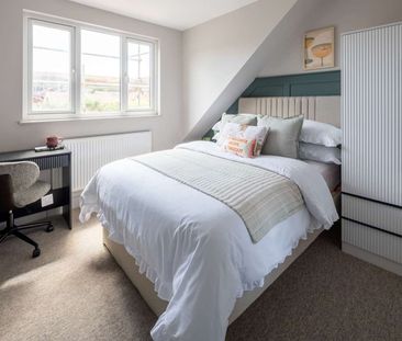 King Georges Road Room 8 (top floor, back) - Photo 5