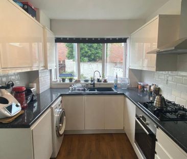 2 bedroom terraced house to rent - Photo 5