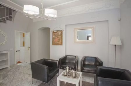 Calle Porvenir, Sevilla, Andalusia 41013 - Photo 3