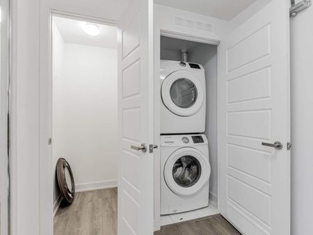 For Lease - 375 Sea Ray Avenue Unit# 325, Innisfil, Ontario - Photo 5