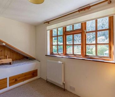 Swainston, Isle Of Wight, PO30 - Photo 4
