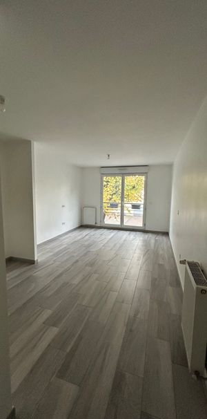 Location Appartement 1 pièce 30m² VILLEMOMBLE 93250 - Photo 1
