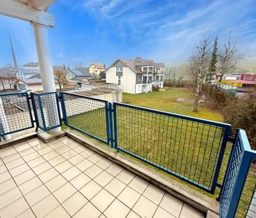 À louer : Bel appartement 4.5 pièces en duplex à Glovelier - Calme ... - Foto 2