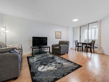 25 Maitland Street #1102 - Photo 4