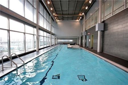 For Lease - 4 Spadina Avenue Unit# 811, Toronto, Ontario - Photo 2