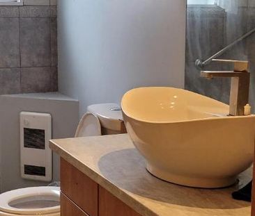 6 1/2 à louer avec 3 Chambres fermées - Photo 3