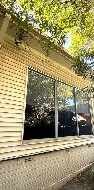 Shared Living Made Easy, With All Bills Included ! - Photo 1