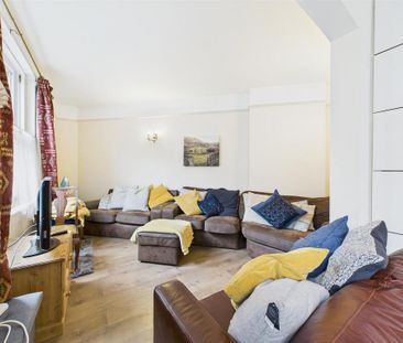 7 bedroom private hall to rent - Photo 2