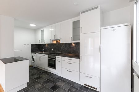 Helle 4-Zimmer-Wohnung im Erdgeschoss (HP) in Reinach BL – sofort verfügbar - Foto 4