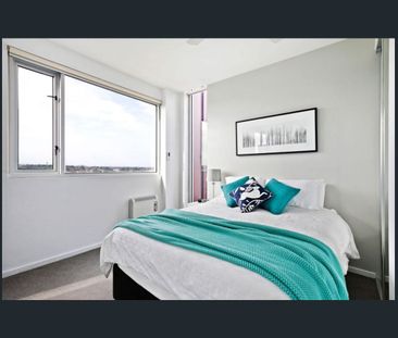 A Sense of Style - Photo 4