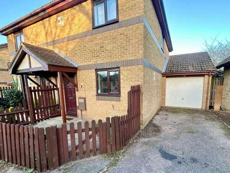 Fortescue Drive, Shenley Church End, MK5 - Photo 2