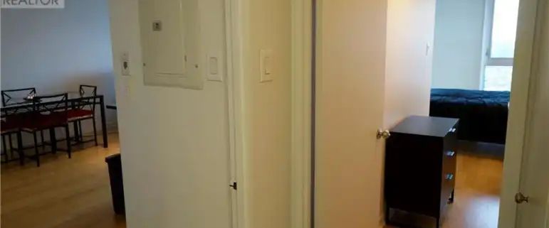 2102 - 324 LAURIER AVENUE W | 2102 - 324 LAURIER AVENUE W, Ottawa - Photo 1