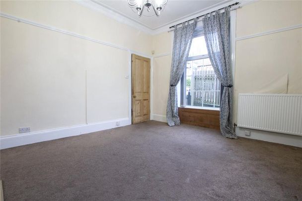 2 bedroom end of terrace house to rent - Photo 1