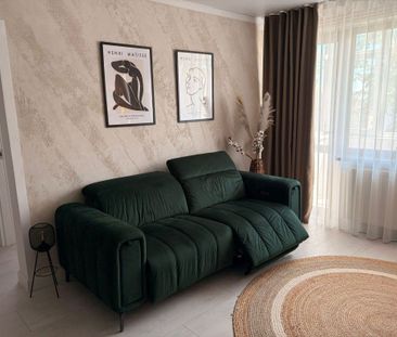 Închiriez Apartament 2 Camere în Zona Centrală – Ren... - Fotografie 4