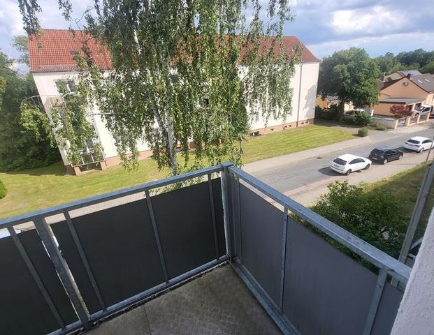 Helle 2-Raumwohnung - Balkon - Tageslichtbad mit Wanne - ideal für Singles oder Pärchen - Foto 1