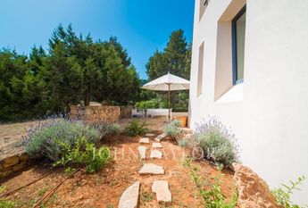 Es Cubells, Balearic Islands 07839