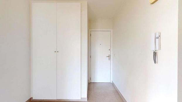 Appartement te huur - Photo 1