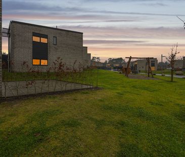 Skønt 5-værelses rækkehus på Marshalls Allé - Photo 1