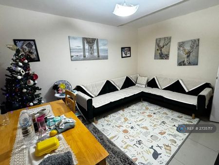 3 bedroom maisonette to rent - Photo 4