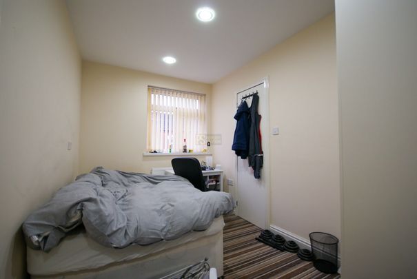 221 Dawlish Road - Photo 1