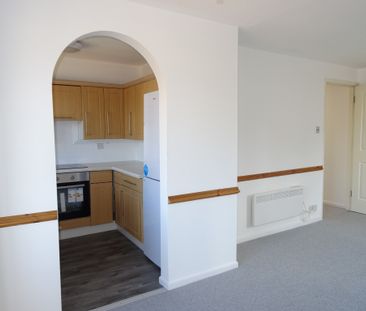 Lovely Two Bedroom Flat for Rent in Grays RM16, Close to Lakeside a... - Photo 1