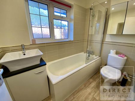 Studio to rent - Photo 3