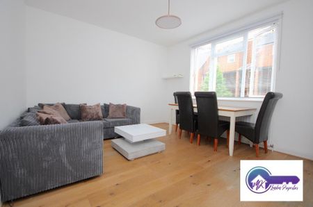 1 Bedroom Room in Flat Share To Rent - Photo 2