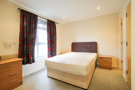 2 bedroom apartment to rent - Photo 4