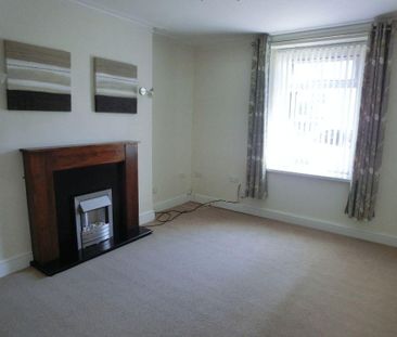 2 bedroom semi-detached house to rent - Photo 4