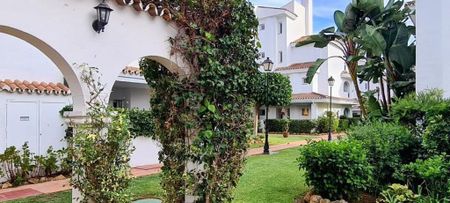 Luxury Flat for rent in Nueva Andalucia, Andalusia - Photo 5