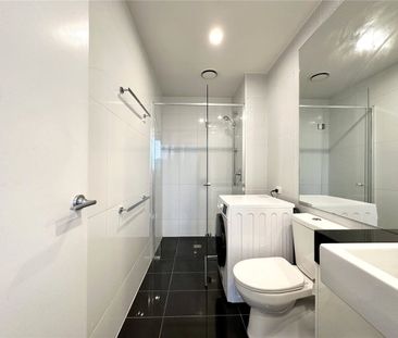 UNFURNISHED MAGNIFICENT ONE BEDROOM APARTMENT LOCATED IN SOUTHBANK ... - Photo 6