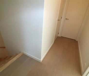 Bijzonder opgevat penthouse, 2 slpk., garage, groot terras te Aarschot - Photo 3